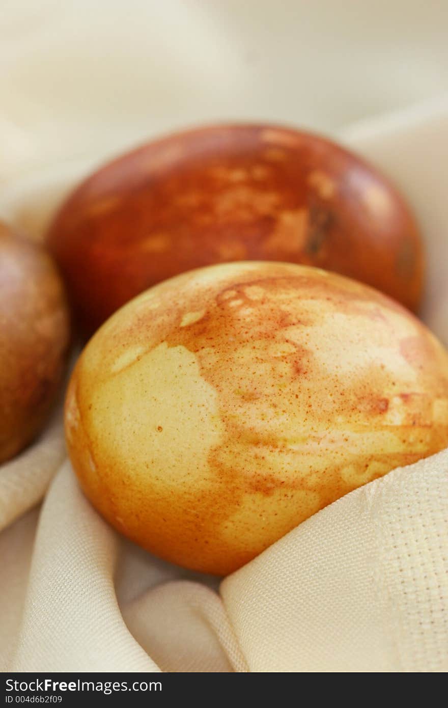 Naturally dyed easter eggs - the eggs are colored with various leaves and flowers such as roses