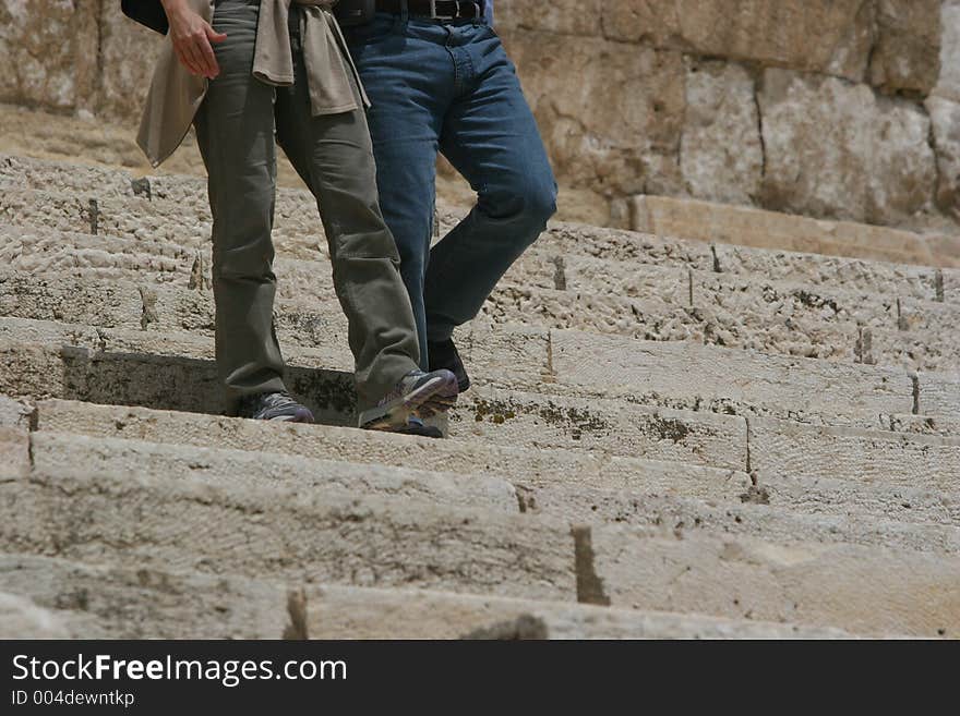 Climbing steps, very old steps. Climbing steps, very old steps.