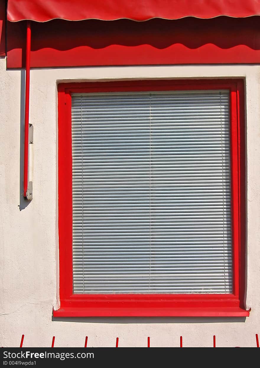 Red window. Red window.