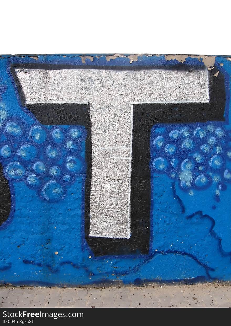 Letter T, graffiti