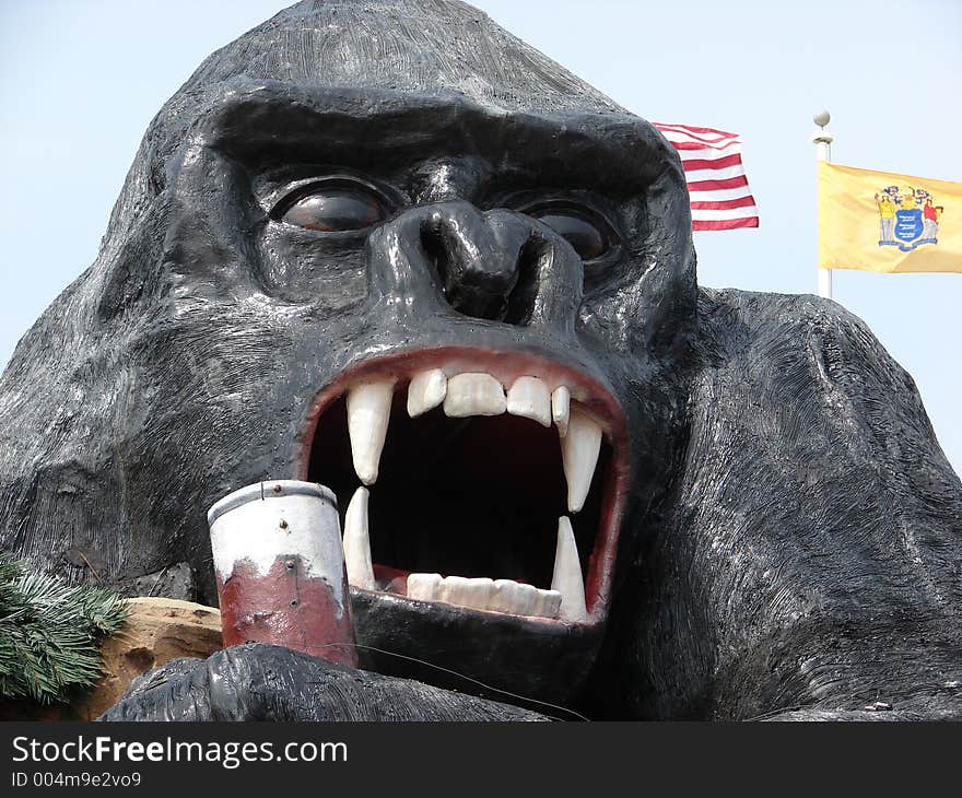 Massive Horror Gorilla Statue