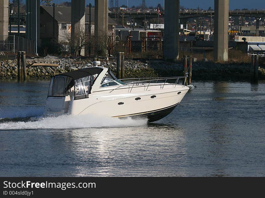 Cabin Cruiser