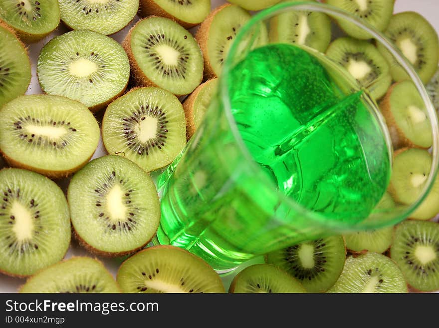 Kiwis Juice