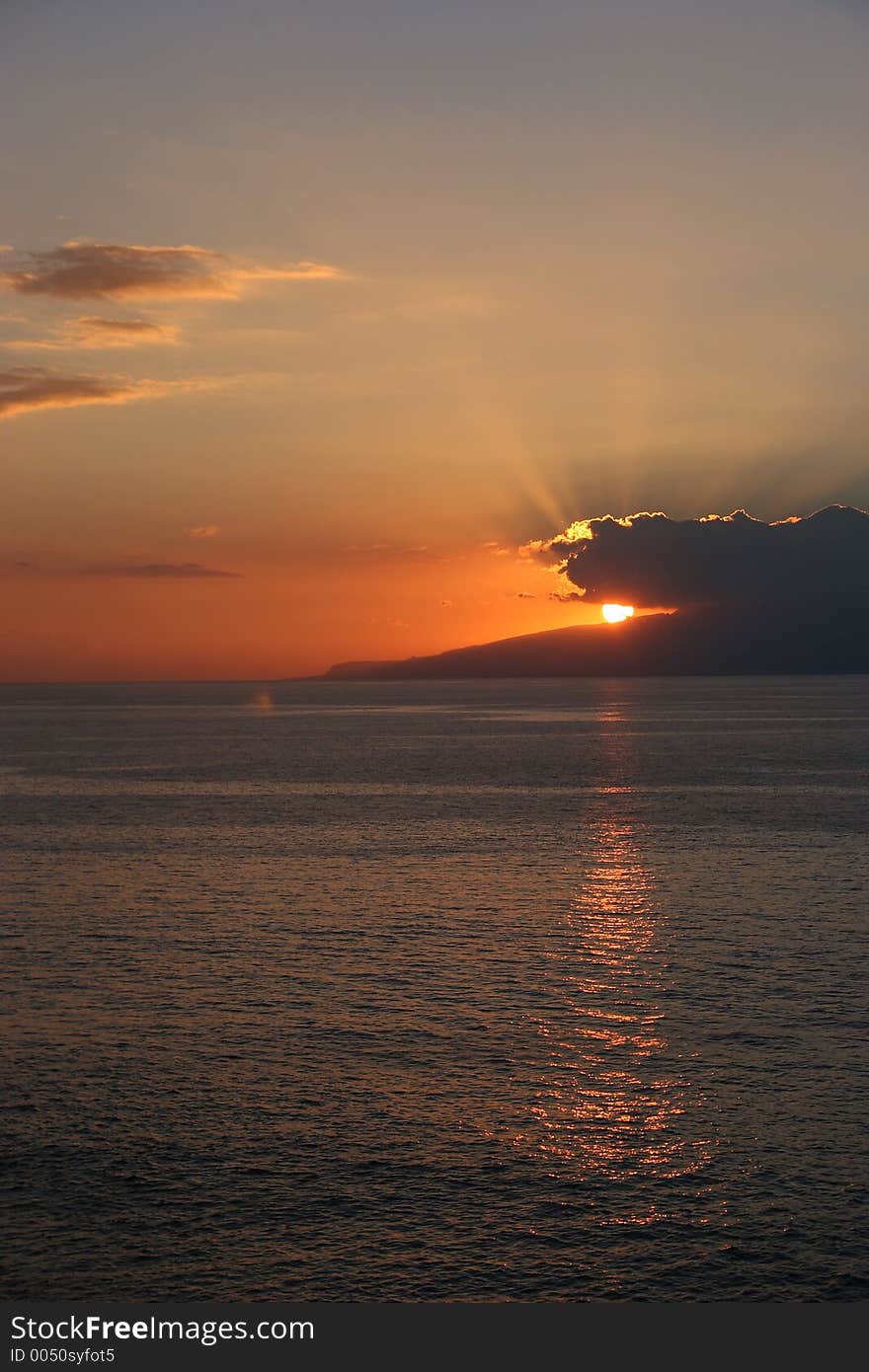 Sun down over gomera. Picture taken from the cost of tenerife.