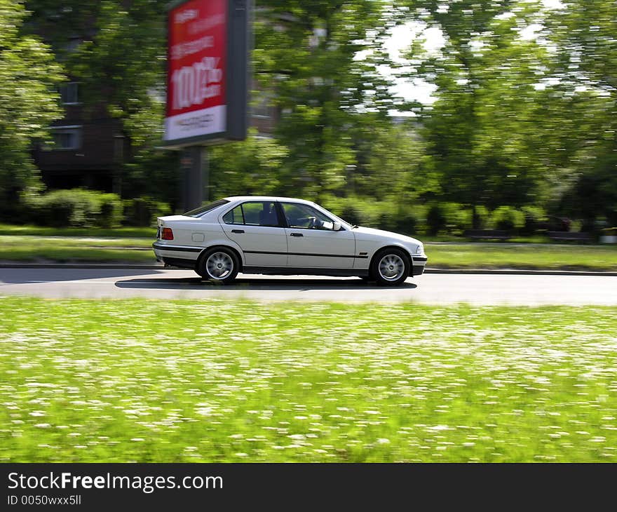 Moving beemer m5. Moving beemer m5