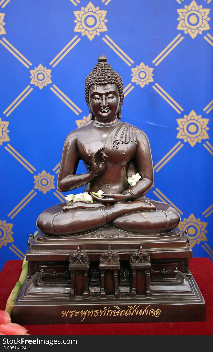 Buddha statue