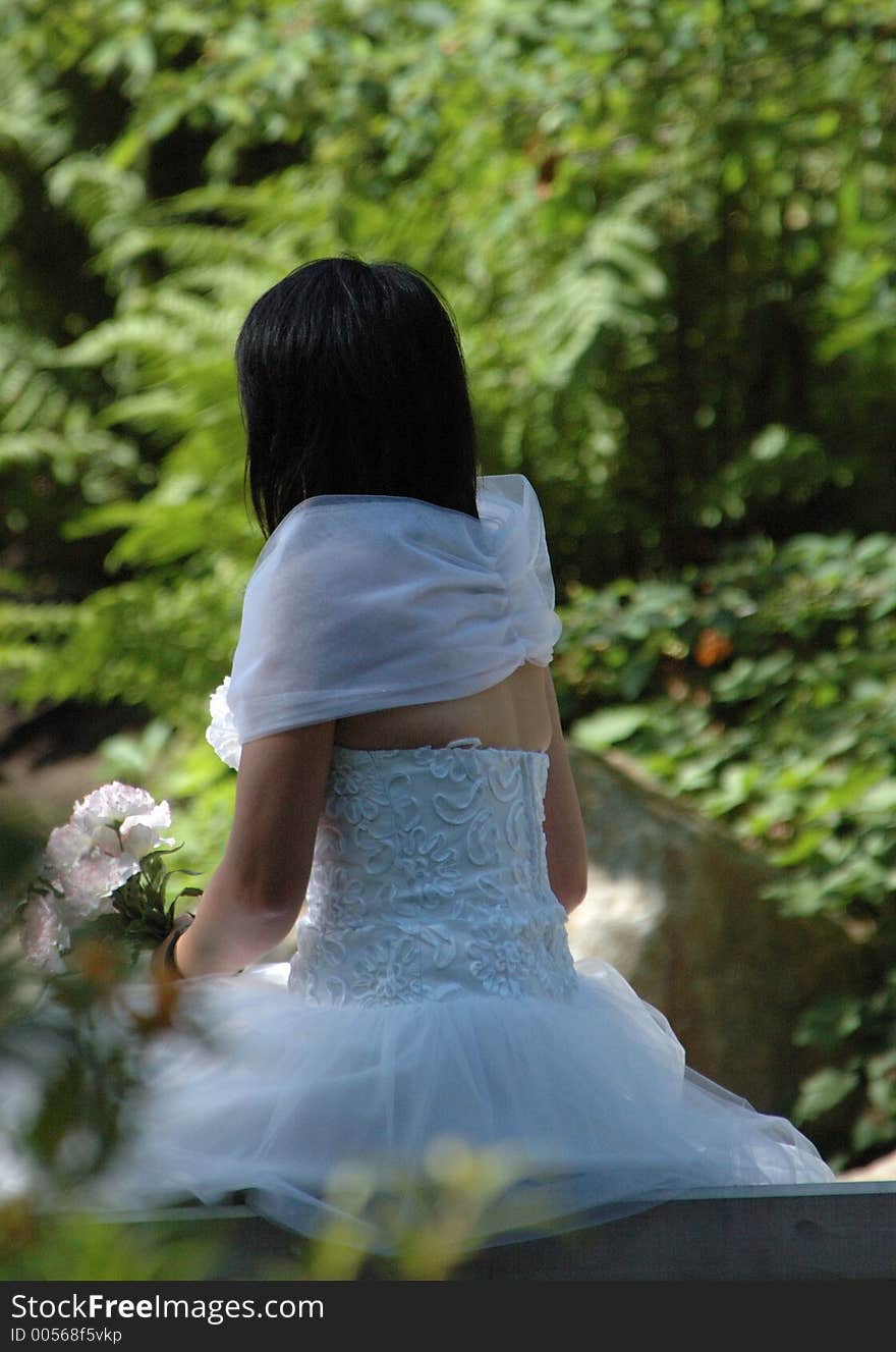 A bride waiting for the Phographer. A bride waiting for the Phographer.