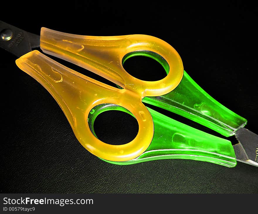 2 Scissors