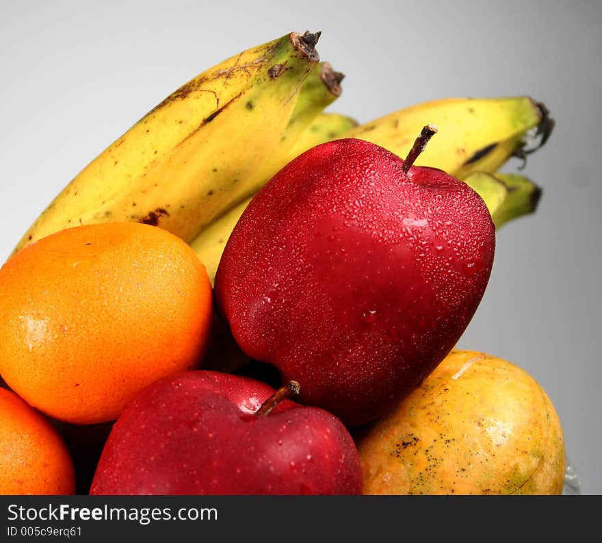 Mixed fruit in a bowl.