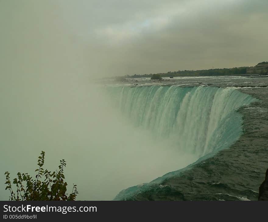 Niagara falls IV