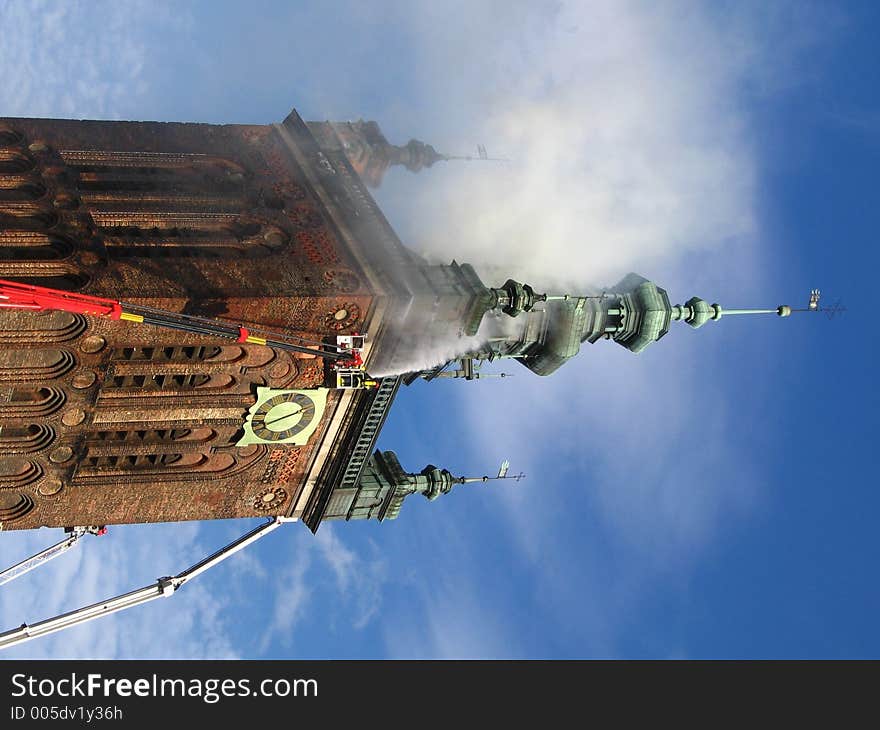 St.Catherine's church in gdansk is burning (22.05.2006). St.Catherine's church in gdansk is burning (22.05.2006)