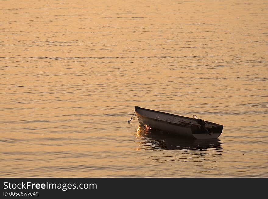 Single boat with copy space