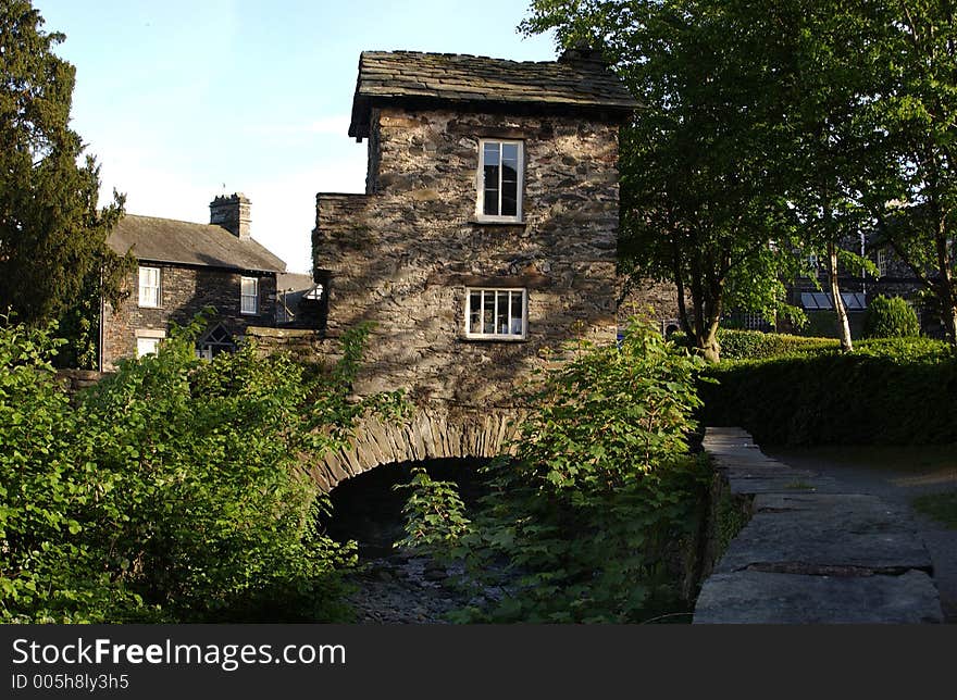 House Bridge