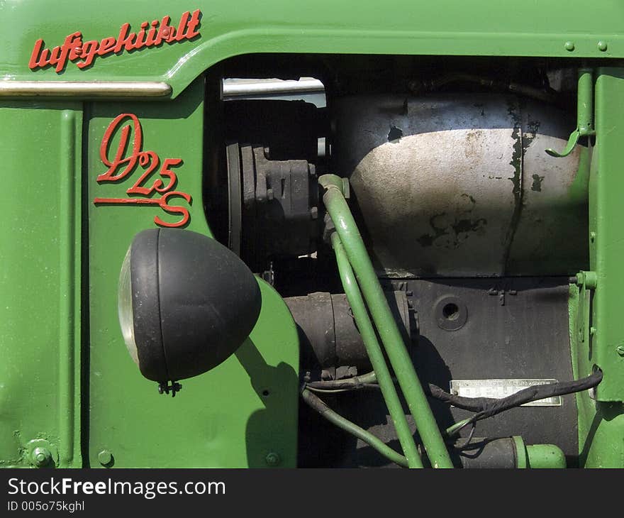 View at the engine of an old tractor