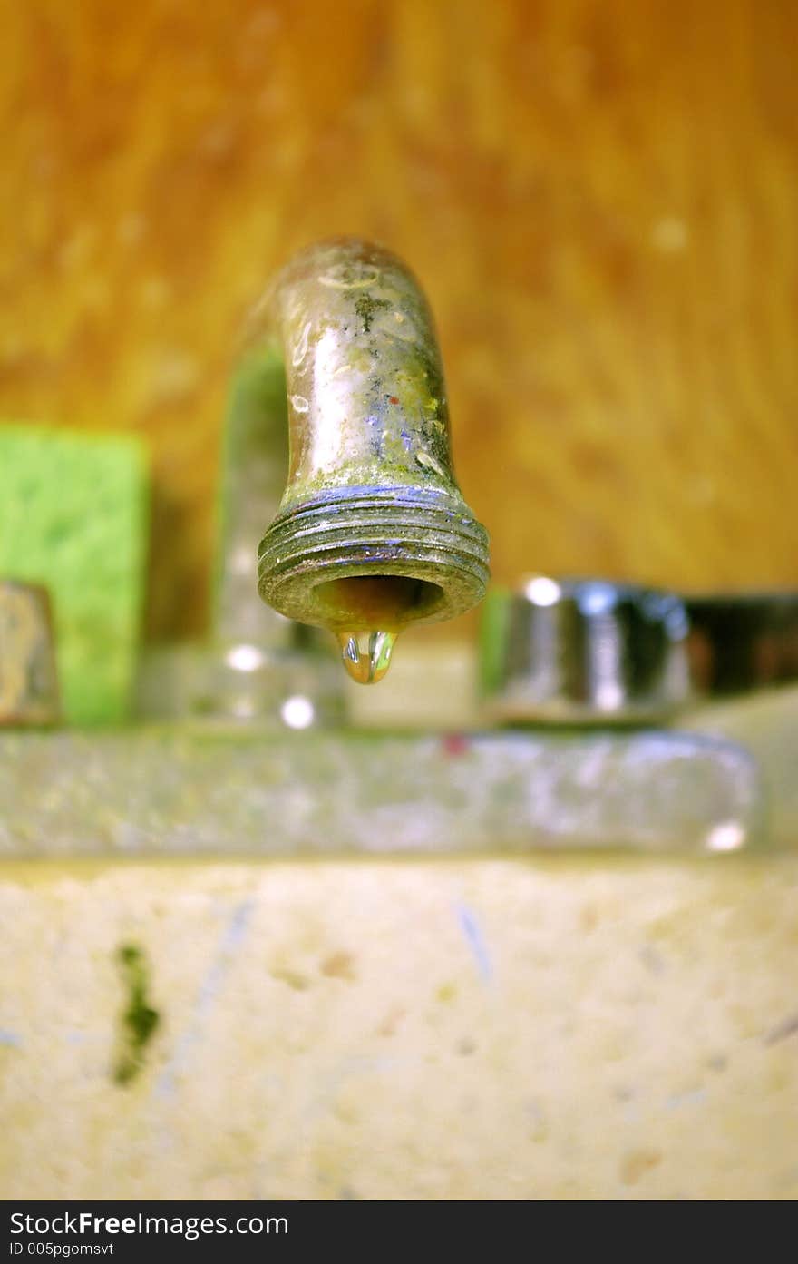 Dripping sink