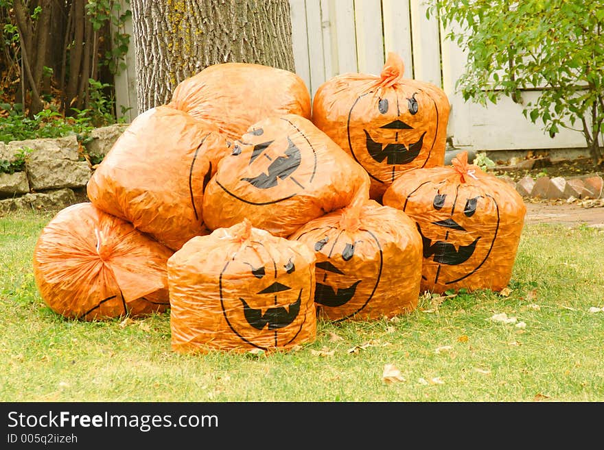 Halloween lawn decorations