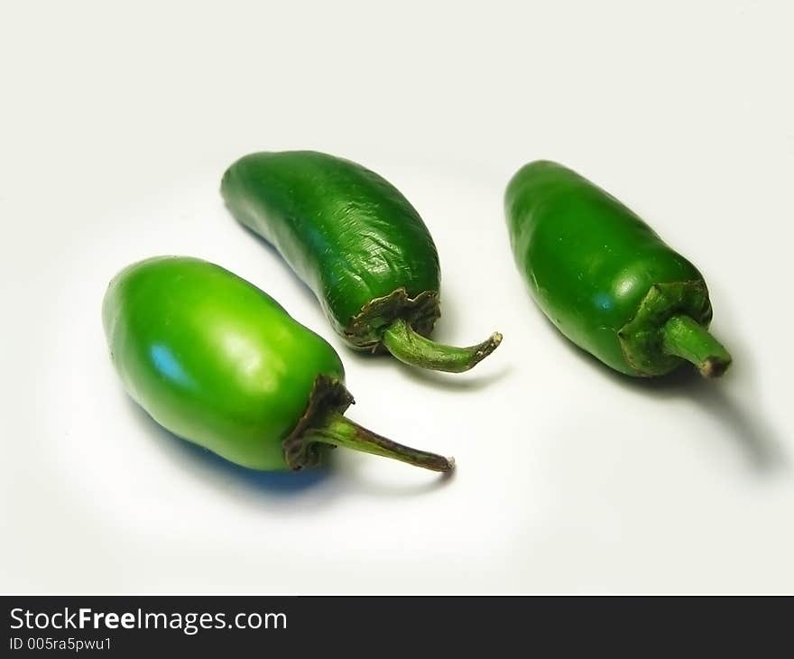 3 green chillies