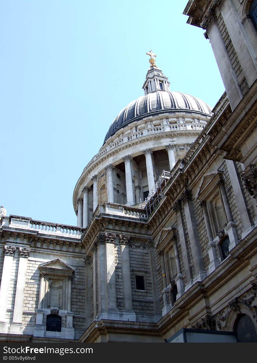 St Paul's Cathedral in central London. St Paul's Cathedral in central London.