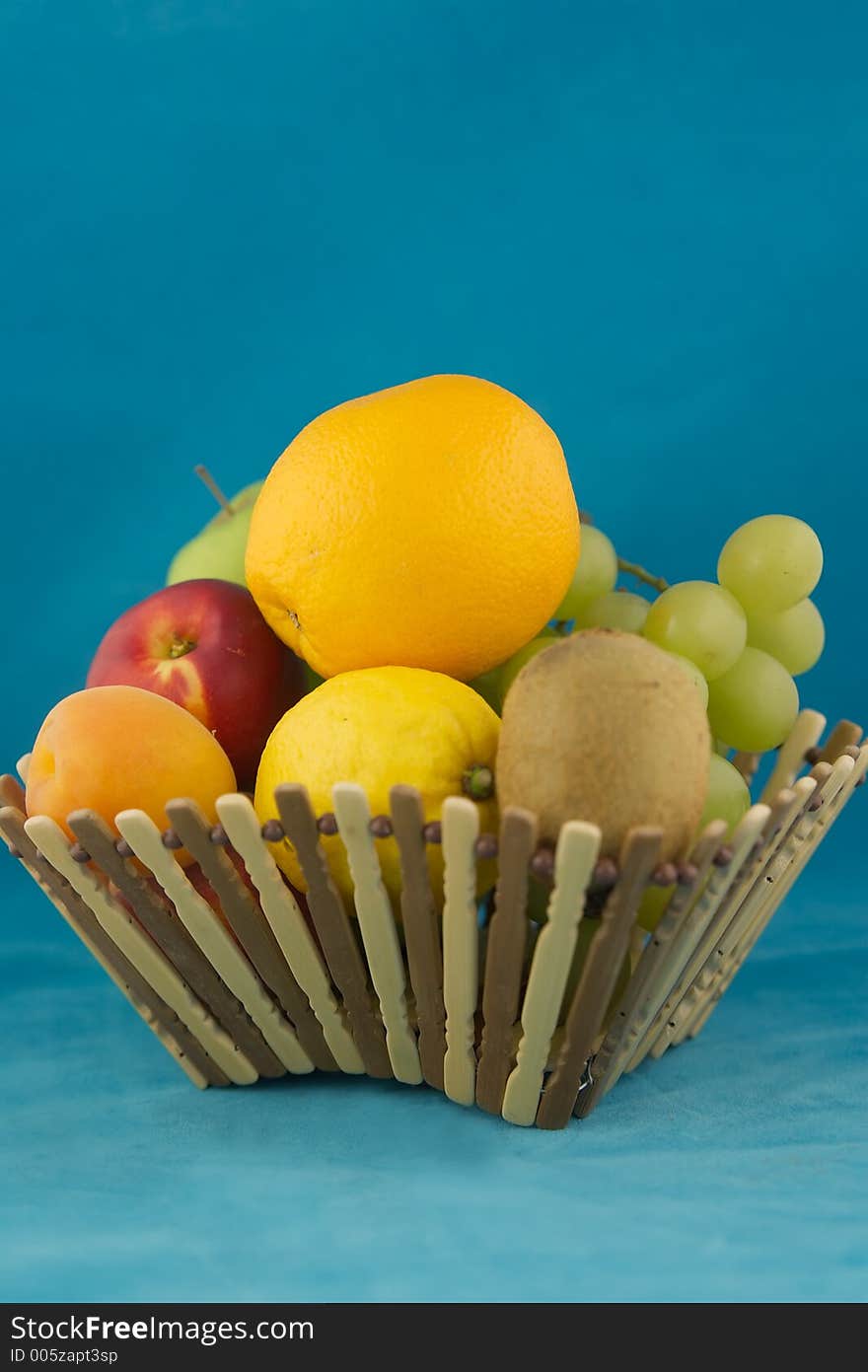 Fruit basket