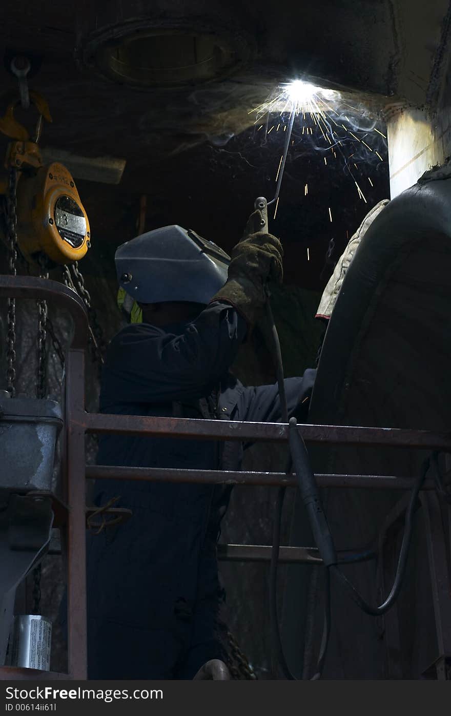 Welding under stern