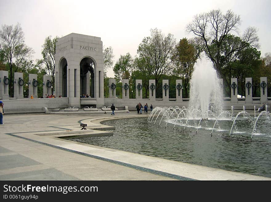 Fountain at WWII Memorial