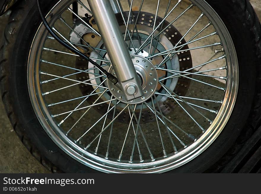 Motorcycle wheel