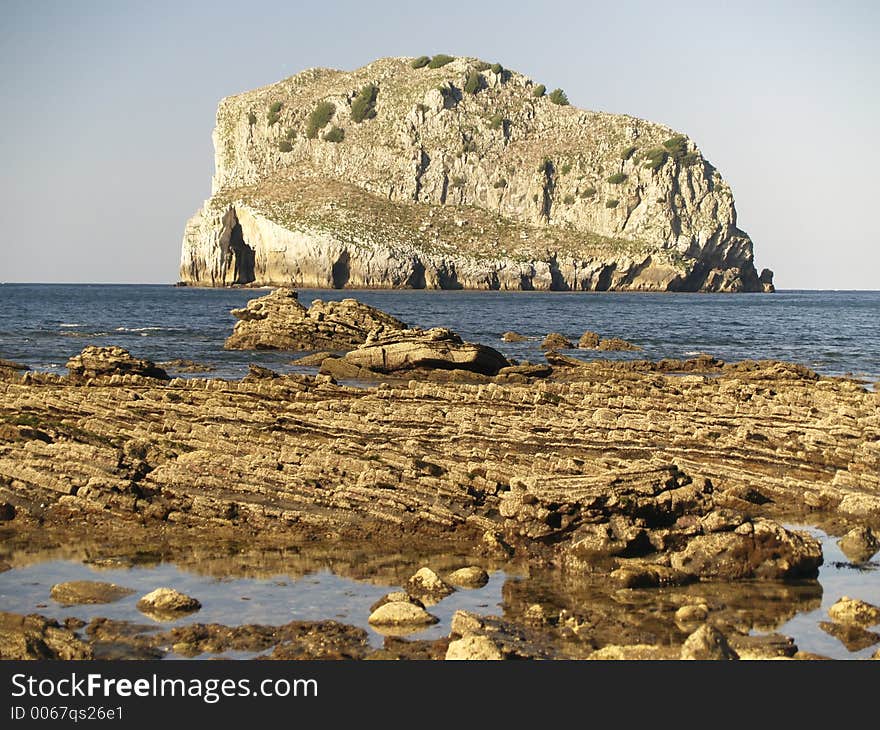 Isla Villano rock island