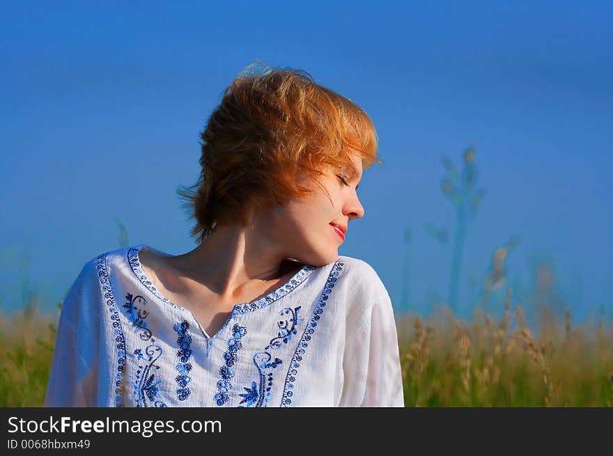 Beauty girl in field