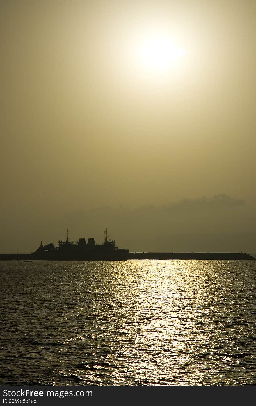 Ferry, sun and sea