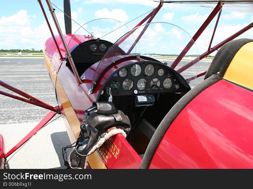 Old Plane. Old Plane