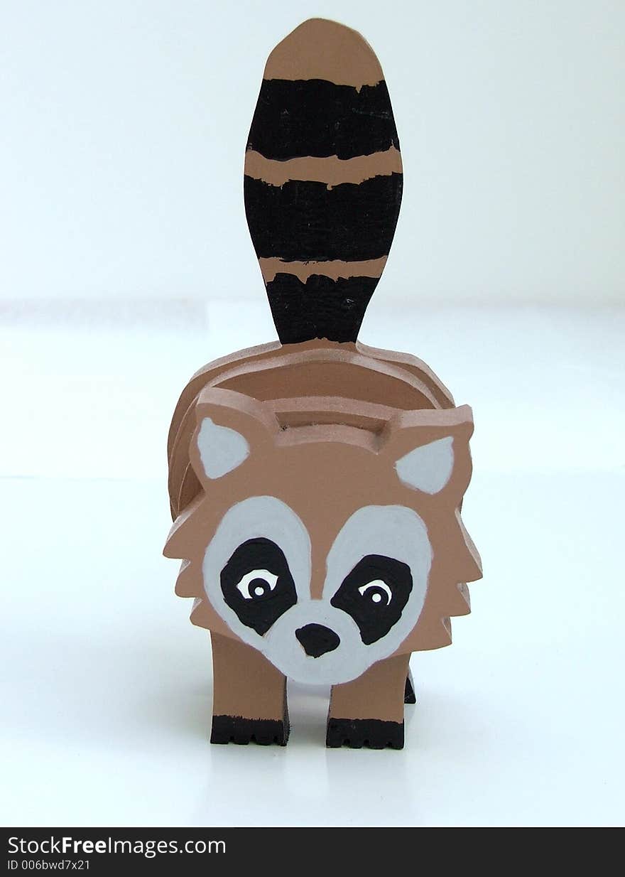 Wooden Raccoon Knick-Knack