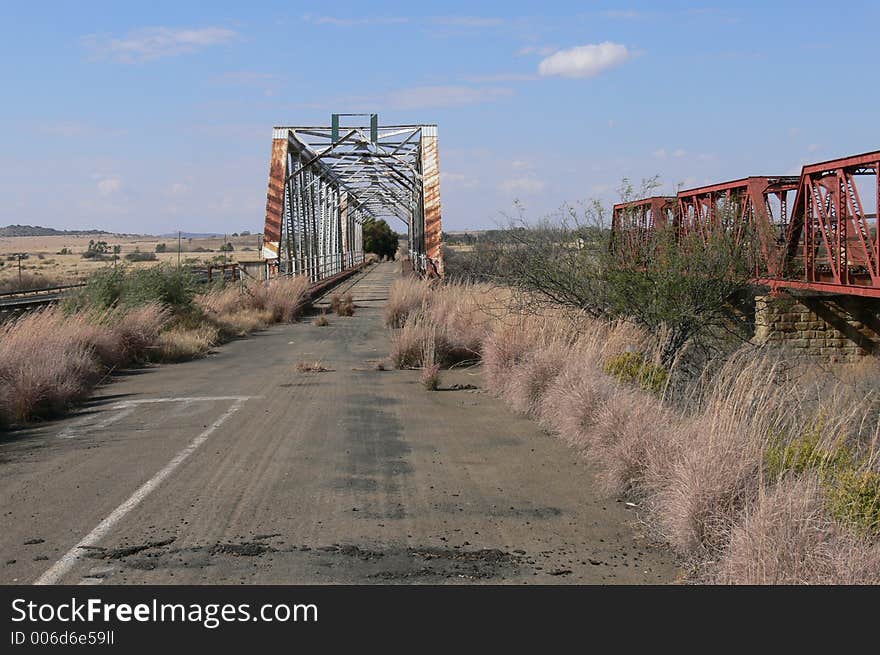 Road and railroad bridges