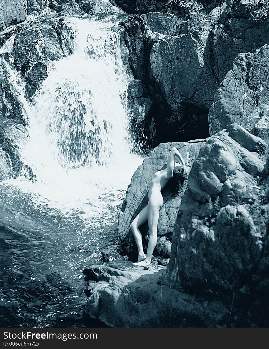 Nude at the waterfalls 06