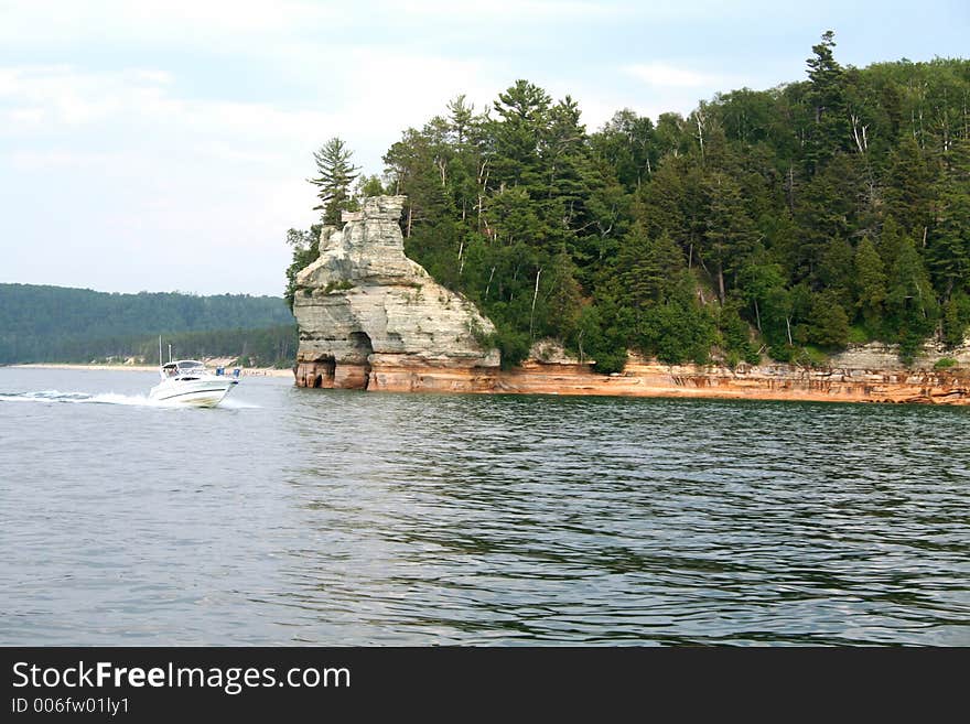 Pictured rocks on superior lake shore