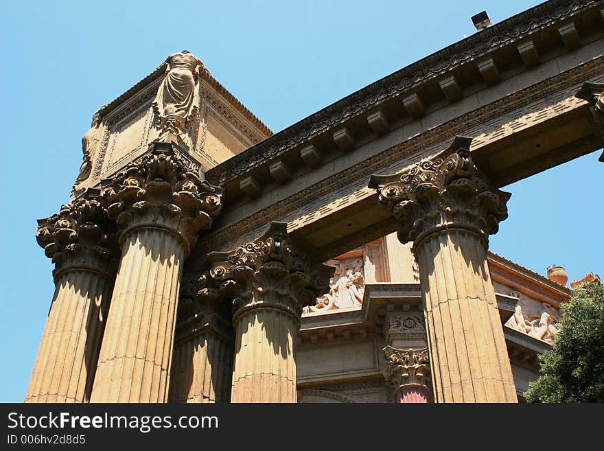 San Fransisco pillars