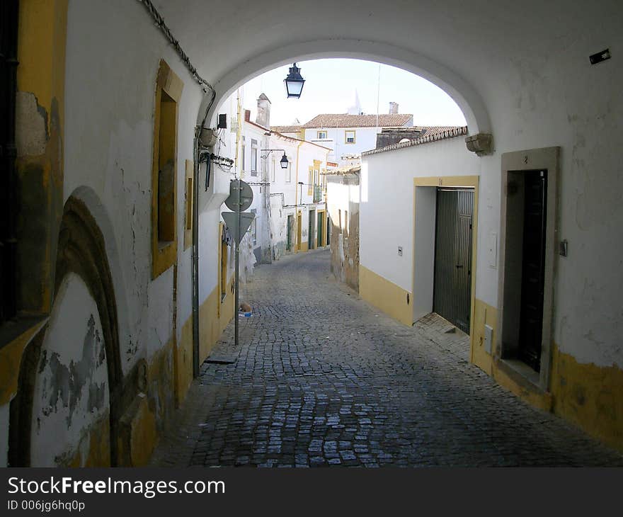 Typical street of Évora VIII