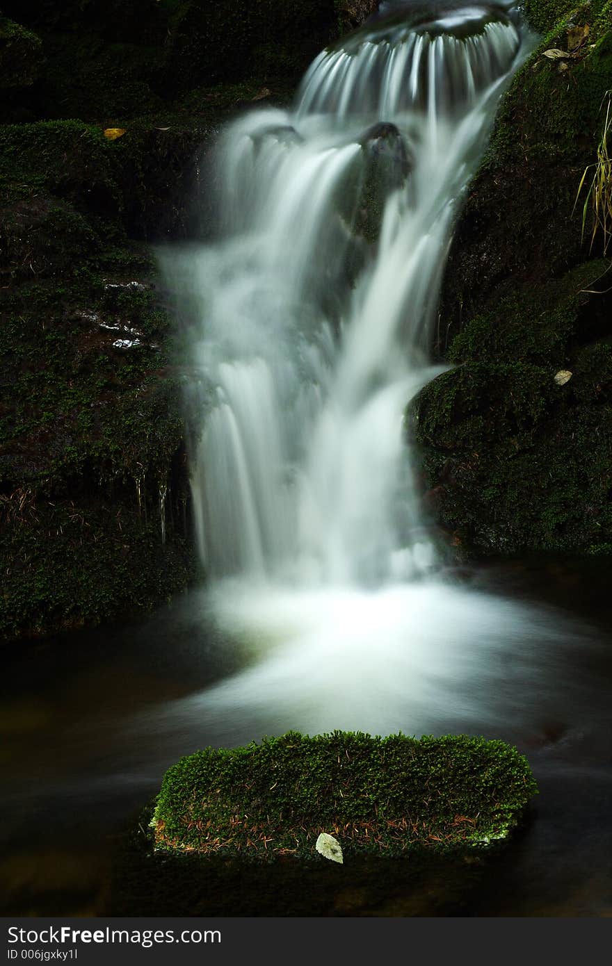 Autumn stream in Giant mountains