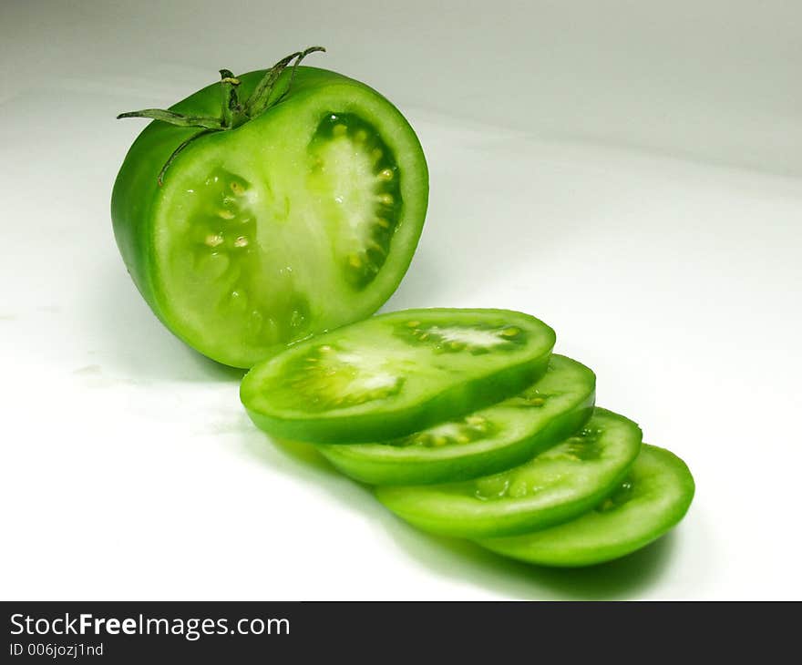 Sliced green tomato