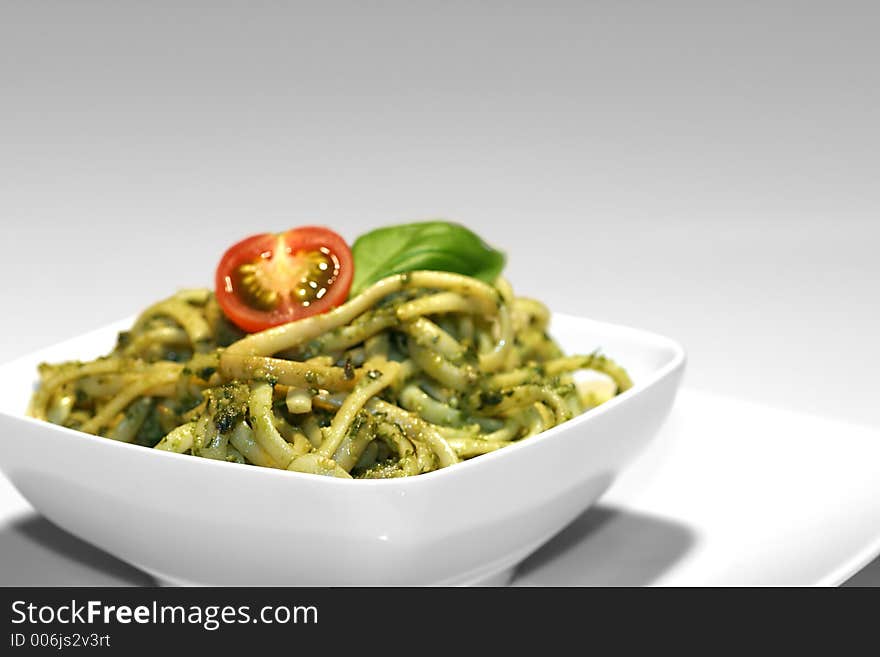 Noodles with pesto