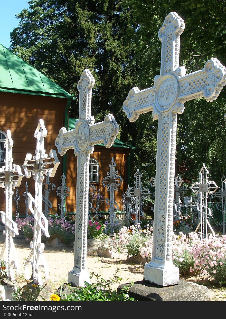 Silvery crosses