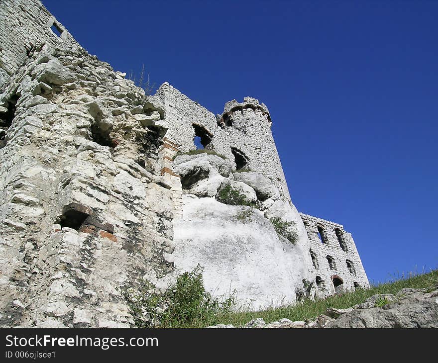 Ruins of castle in Ogrodzieniec (Poland)