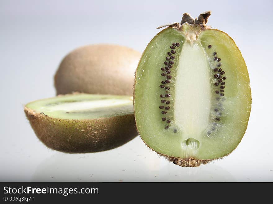 Kiwi fruits