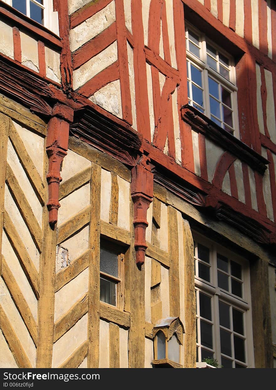 Timber-Framed House, Renne