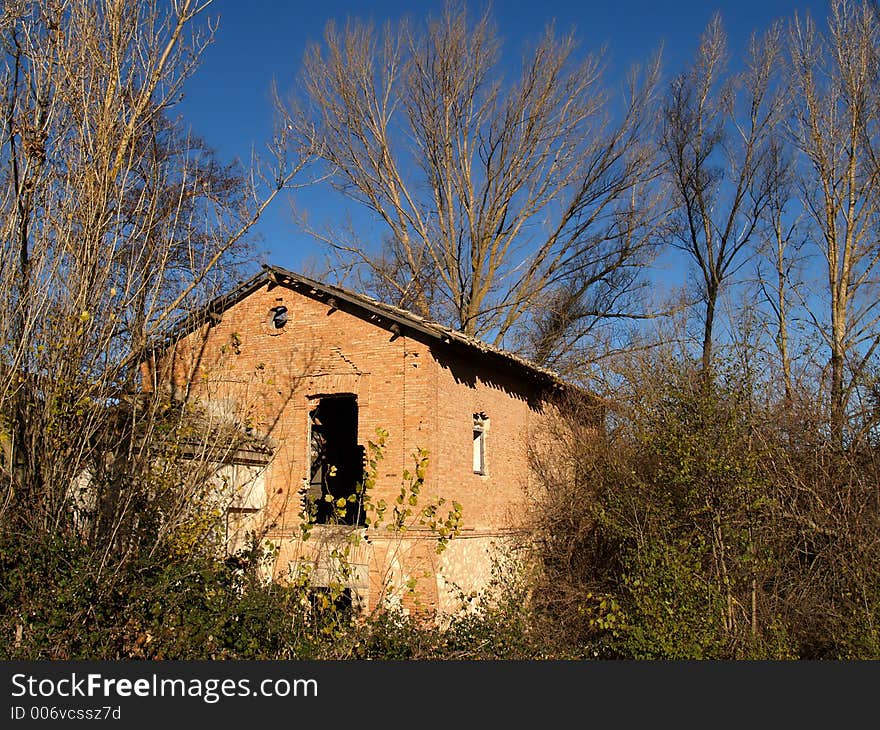 Abandoned house at quintanilla (spain)