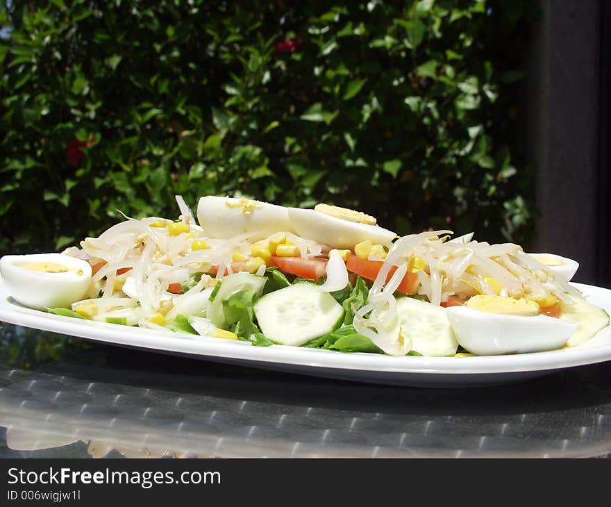 Fresh salad whit soya and boiled eggs