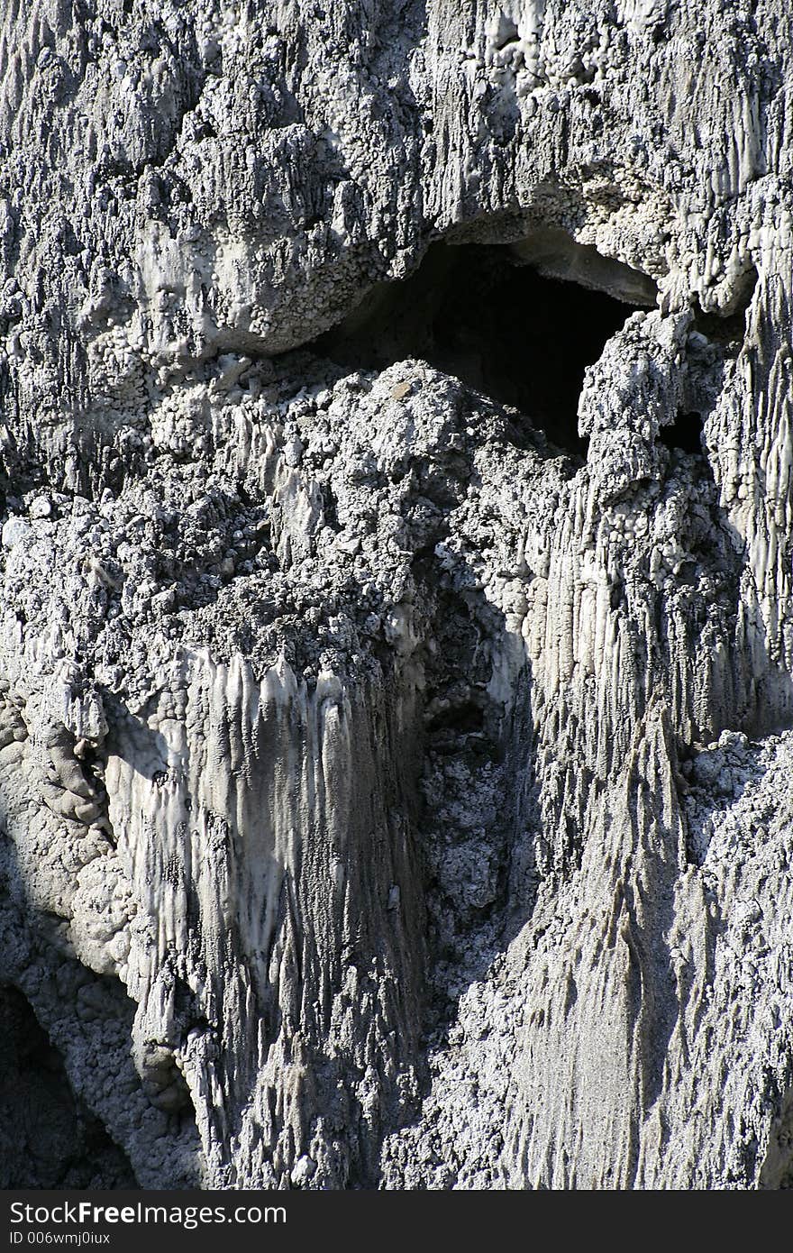 Salt wall strange structure