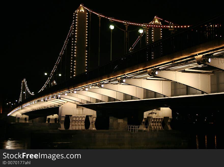 The Chelsea Bridge at Night.