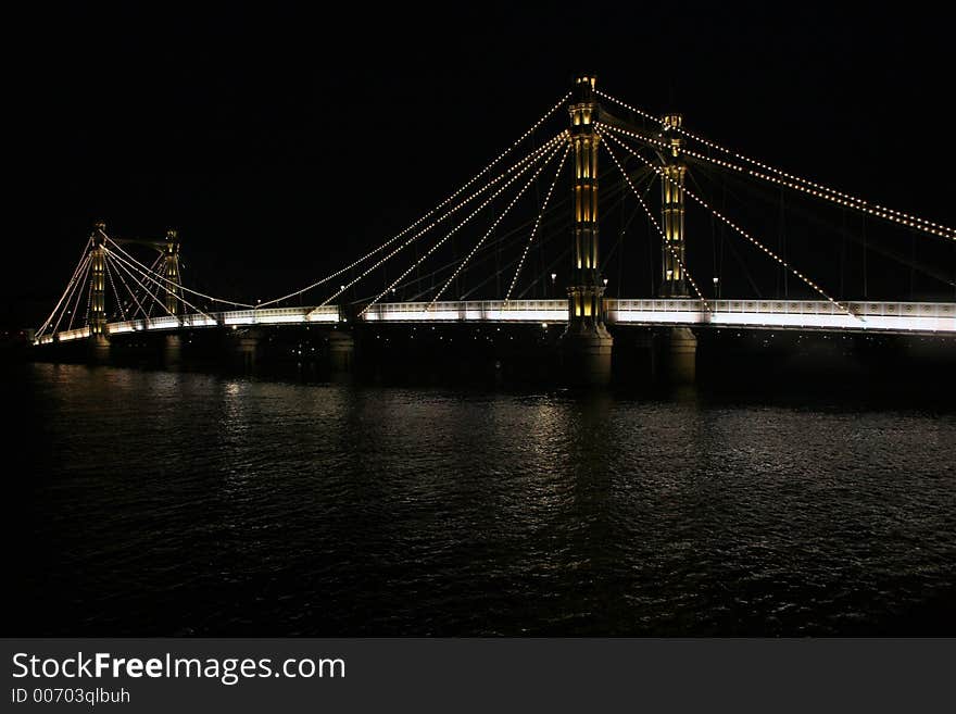 The Albert Bridge at night