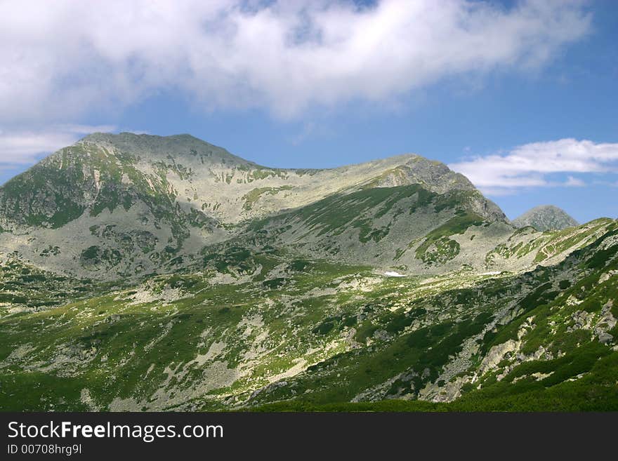 Bucura Peaks