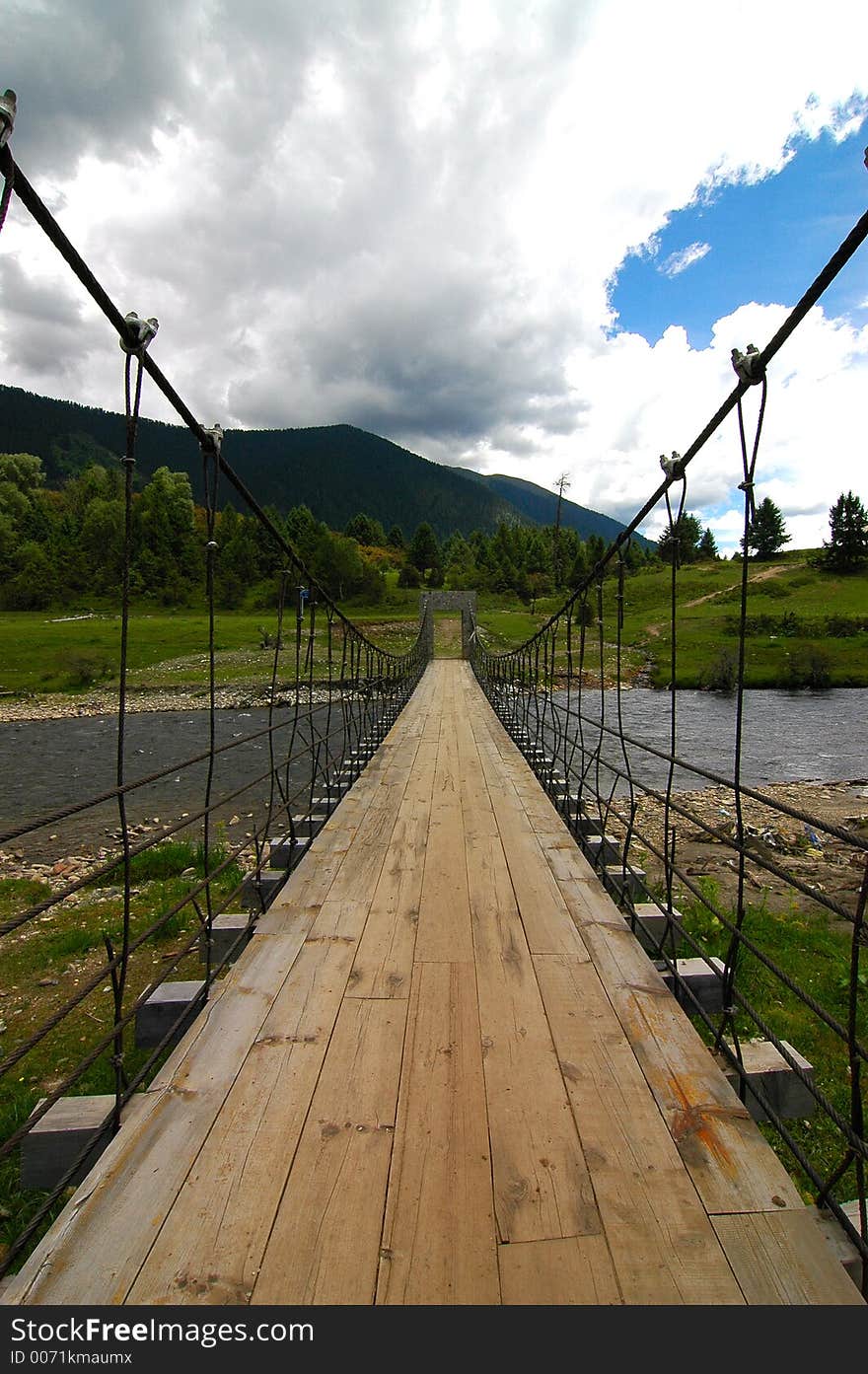 A bridge in Lunang. A bridge in Lunang